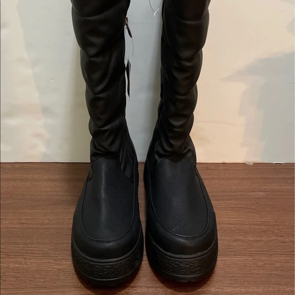 New Adrienne Vittadini Piperpuff Boots - Picture 2 of 7
